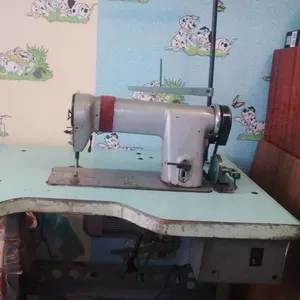 Промышленная швейная машина 97 класса