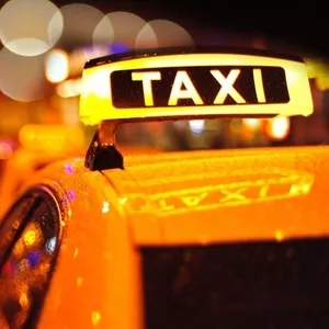 Водитель такси с личным автомобилем 