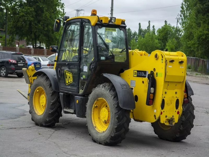 Телескопический погрузчик JCB 533-105