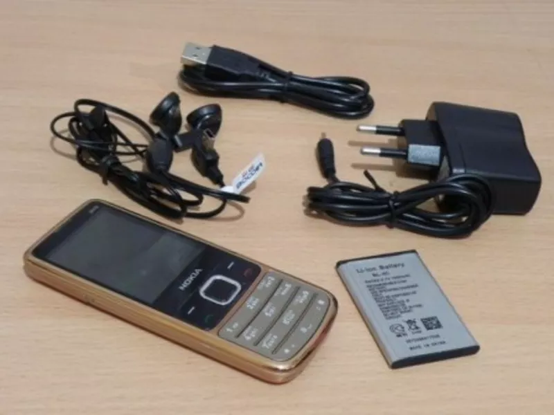 Китайский телефон Nokia 6700  (2 sim,  без TV) 