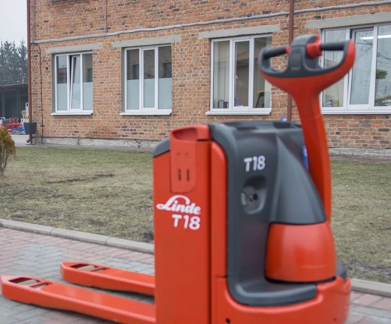 Электротележка Linde T18 2