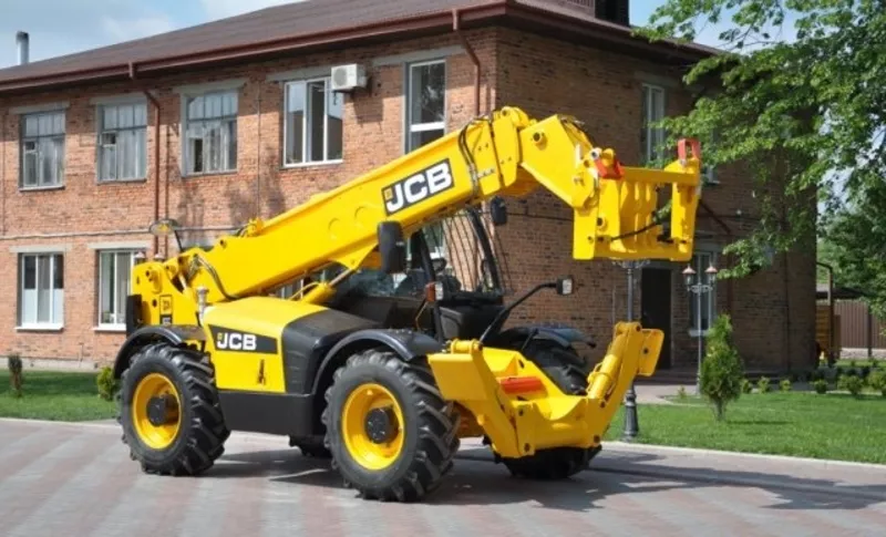 Дизельный  погрузчик-телескоп  JCB 533-105