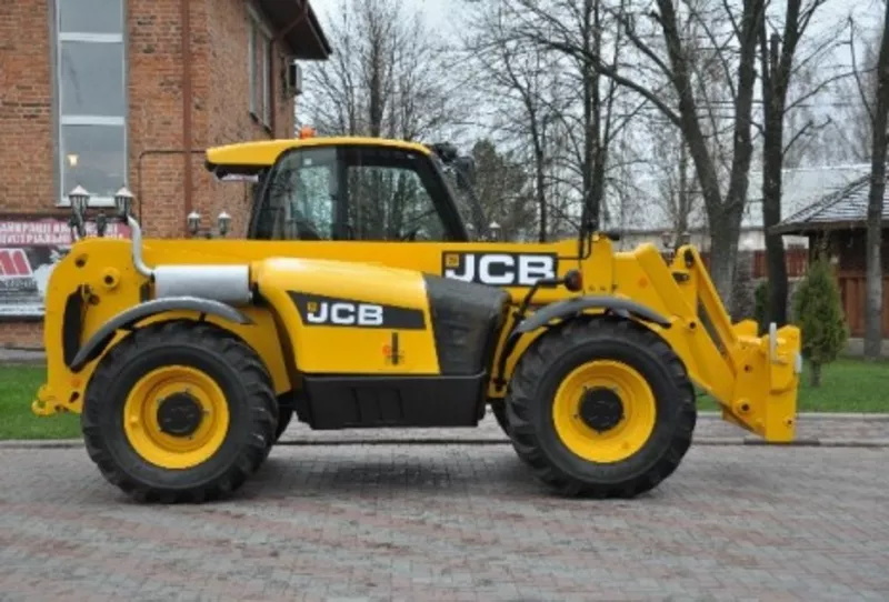 Погрузчик  JCB 541-70 телескопический