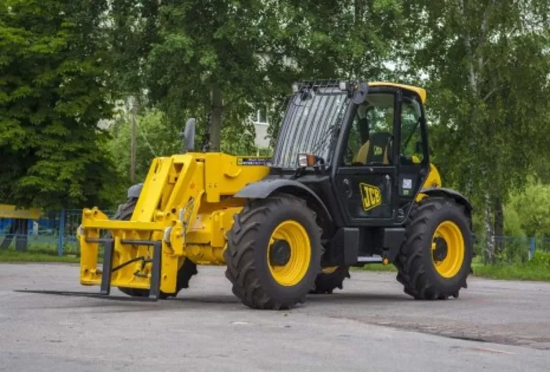 Погрузчик  JCB 541-70 телескопический 2