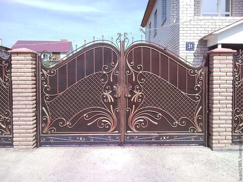 Ворота заборы козырьки решетки  и другие кованные изделия