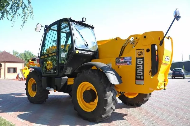 JCB  535/125 телескопический погрузчик 2