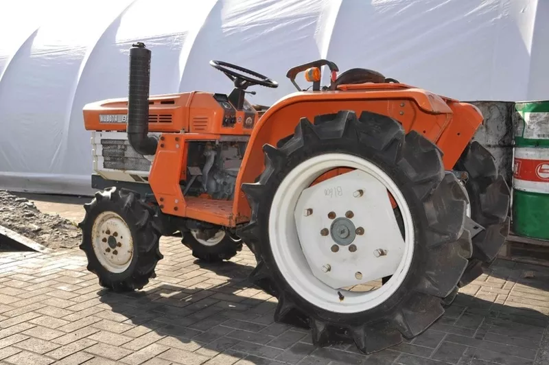 Мини трактор Kubota B1600DT