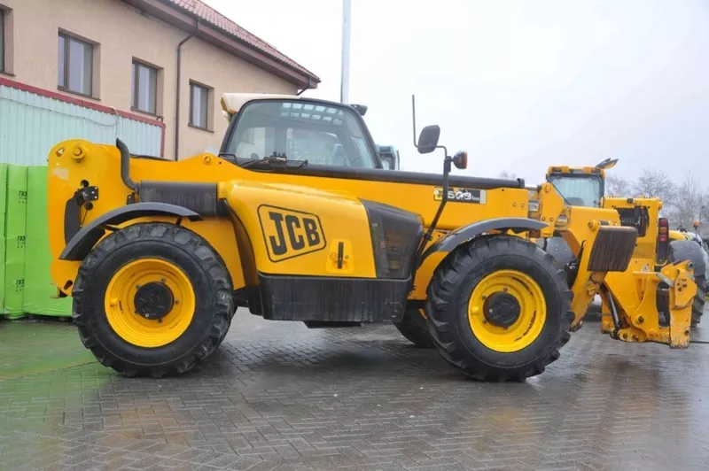  Телескопический погрузчик JCB 533-105 