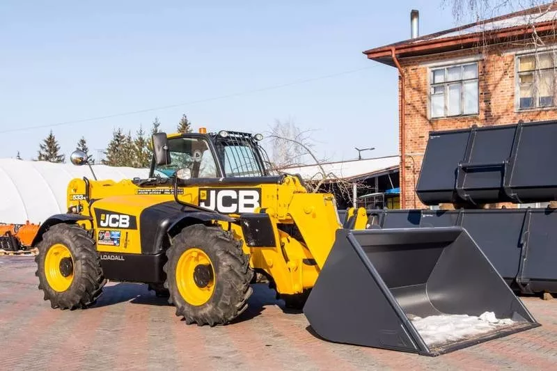 Дизельный телескопический погрузчик б/у  JCB 533-105 2