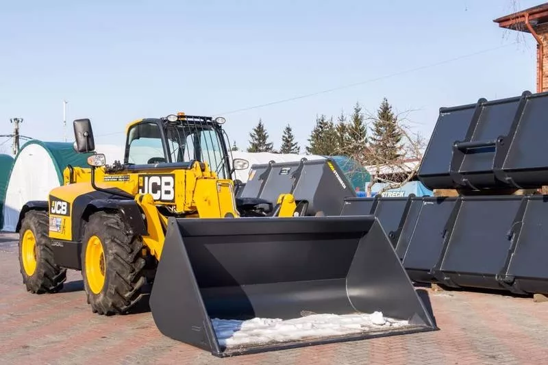 Дизельный телескопический погрузчик б/у  JCB 533-105 3