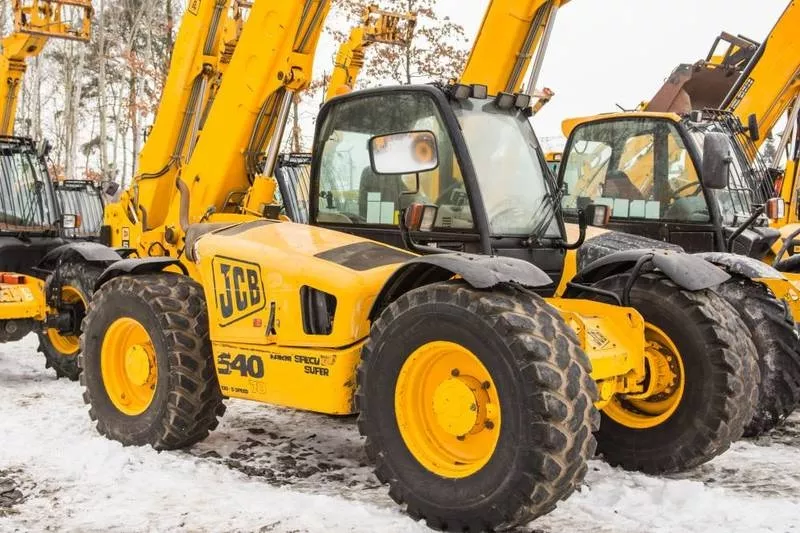 Дизельный телескопический погрузчик б/у JCB 540-70 Super Agri 2