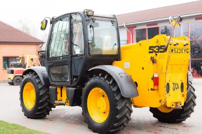 Дизельный  погрузчик б/у JCB 535 3