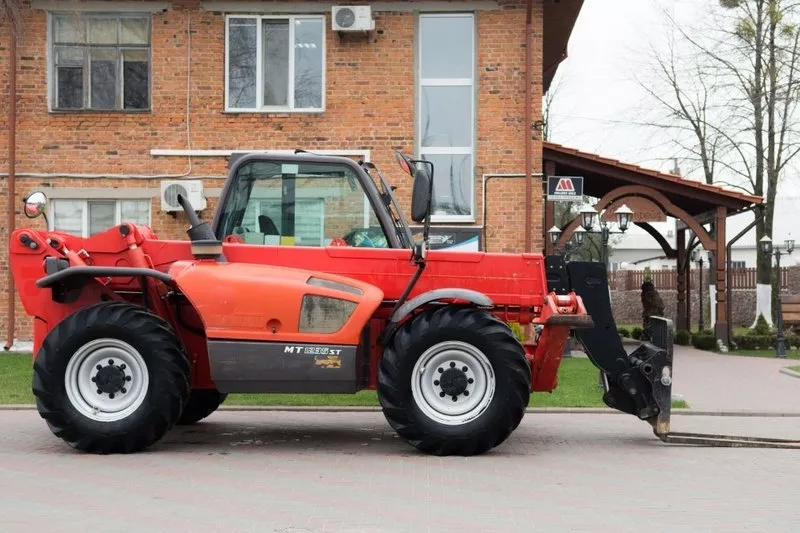 Дизельный телескопический погрузчик б/у Manitou MT1235ST 3