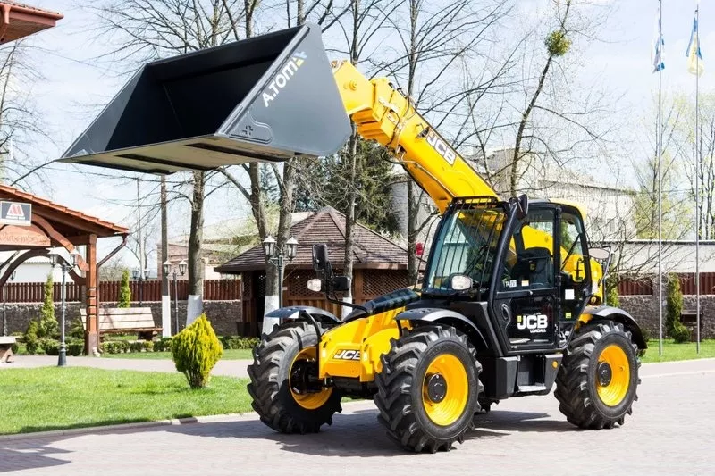 Погрузчик с телескопической стрелой JCB 535-95  2