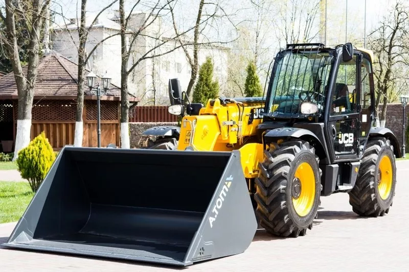 Погрузчик с телескопической стрелой JCB 535-95  3