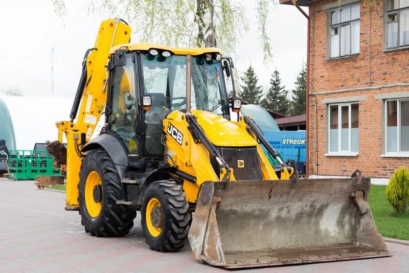 Экскаватор JCB 3СХ