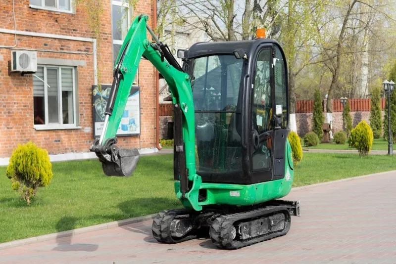 Дизельный мини-экскаватор JCB 8018 3