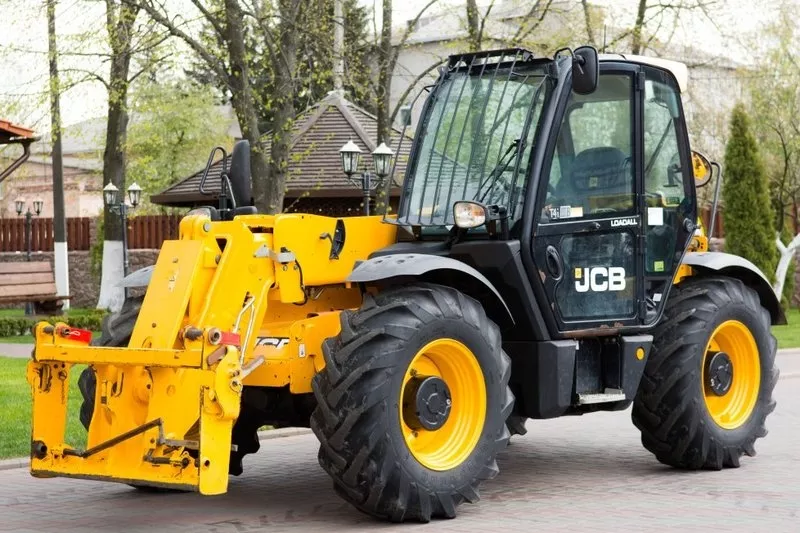 Дизельный телескопический погрузчик JCB 531-70 3