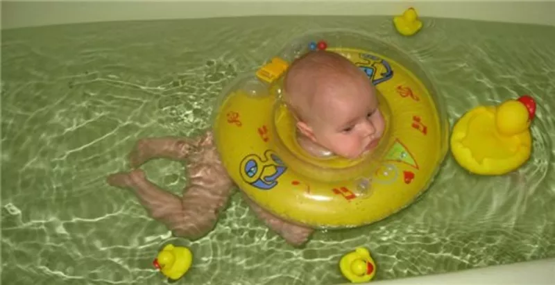 Продам новый надувной круг-воротник на шею для купания младенцев